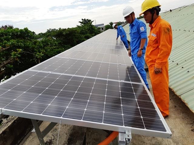 Đèn năng lượng Mặt Trời tại Bình Thuận được sử dụng rộng rãi. 
