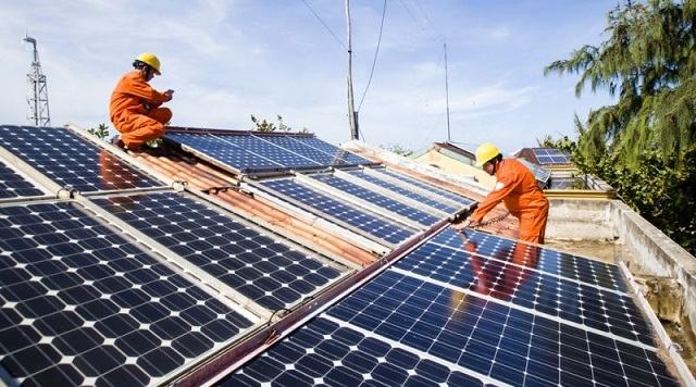 Việt Nam Solar là một trong những đơn vị cung cấp dịch vụ lắp đặt hệ thống điện mặt trời uy tín, chuyên nghiệp nhất thị trường hiện nay