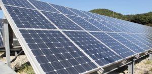 Tấm pin năng lượng mặt trời giúp tận dụng nguồn năng lượng tái tạo