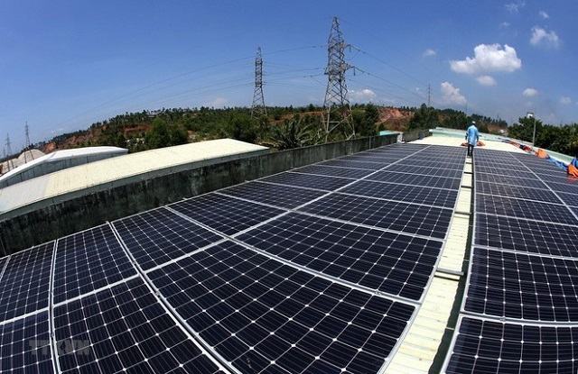 Tại sao lại sử dụng điện mặt trời trong sản xuất và kinh doanh tại Nam Định?
