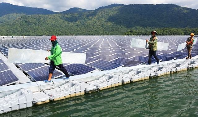 Tại sao nên sử dụng điện năng lượng mặt trời cho gia đình tại Hà Tĩnh?