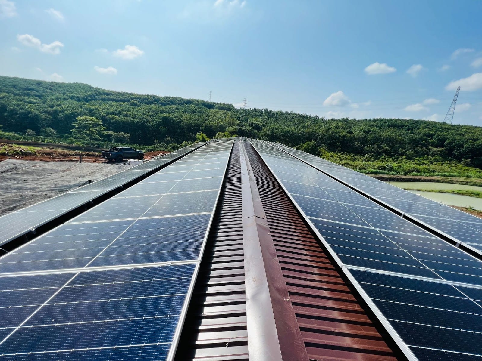 Tại sao nên lắp đặt hệ thống năng lượng mặt trời có lưu trữ?