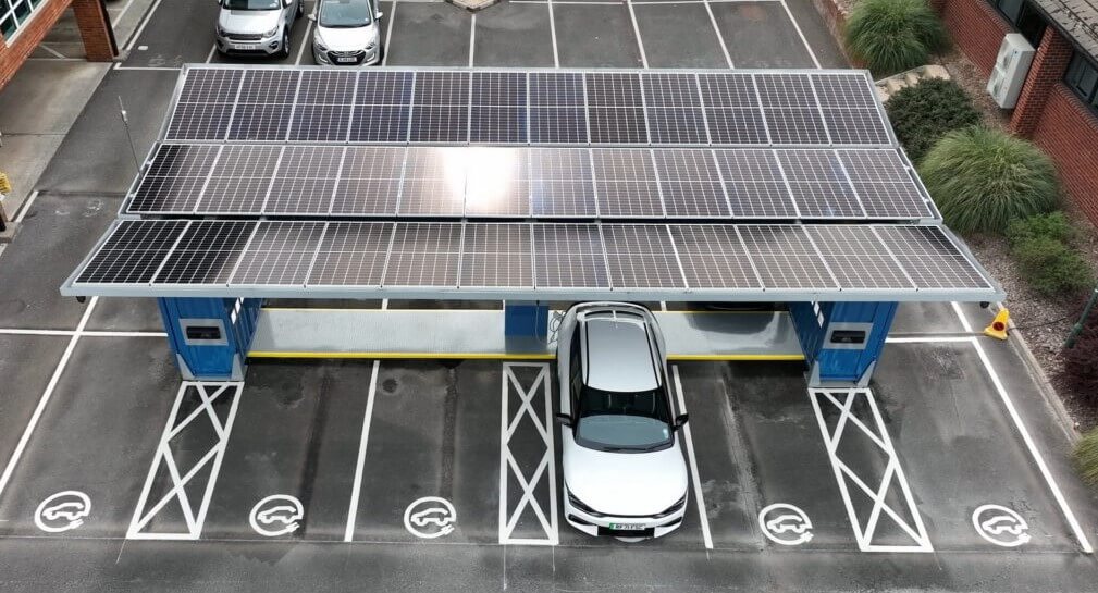 Đèn đường năng lượng mặt trời cho bãi đậu xe là gì?