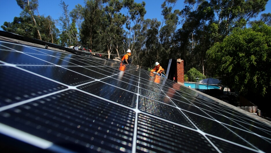 Lợi ích của hệ thống máng cáp điện mặt trời solar