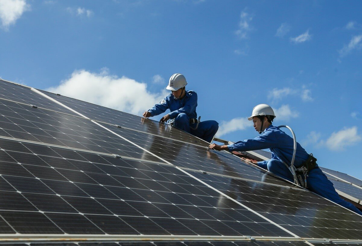 Ưu điểm của việc sử dụng năng lượng mặt trời để sản xuất điện