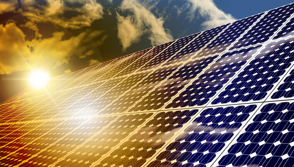 Ưu - nhược điểm của Pin năng lượng mặt trời 300W