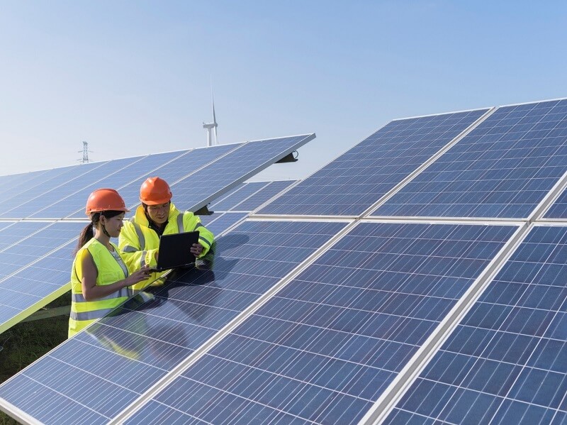Giải pháp nào cho doanh nghiệp khi đứng trước nghịch lý điện mặt trời?