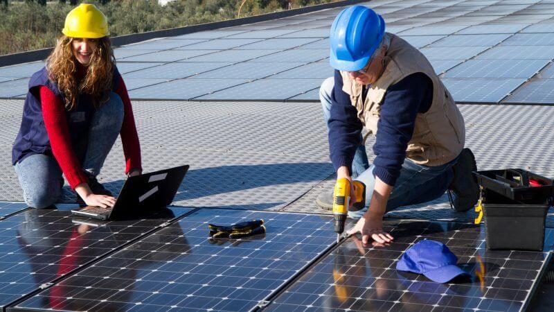 Những doanh nghiệp phù hợp lắp đặt suất đầu tư 1MW điện mặt trời