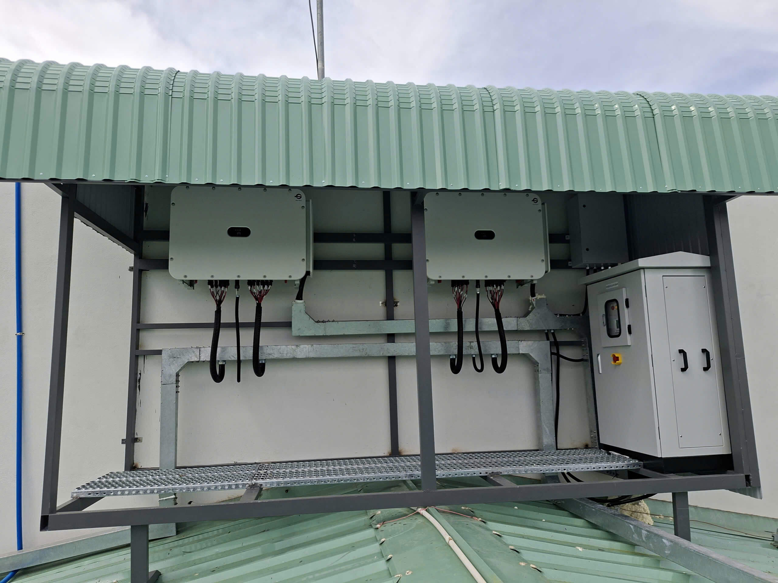 lap dien mat troi cho doanh nghiep 293kWp tai somekco ben tre 1