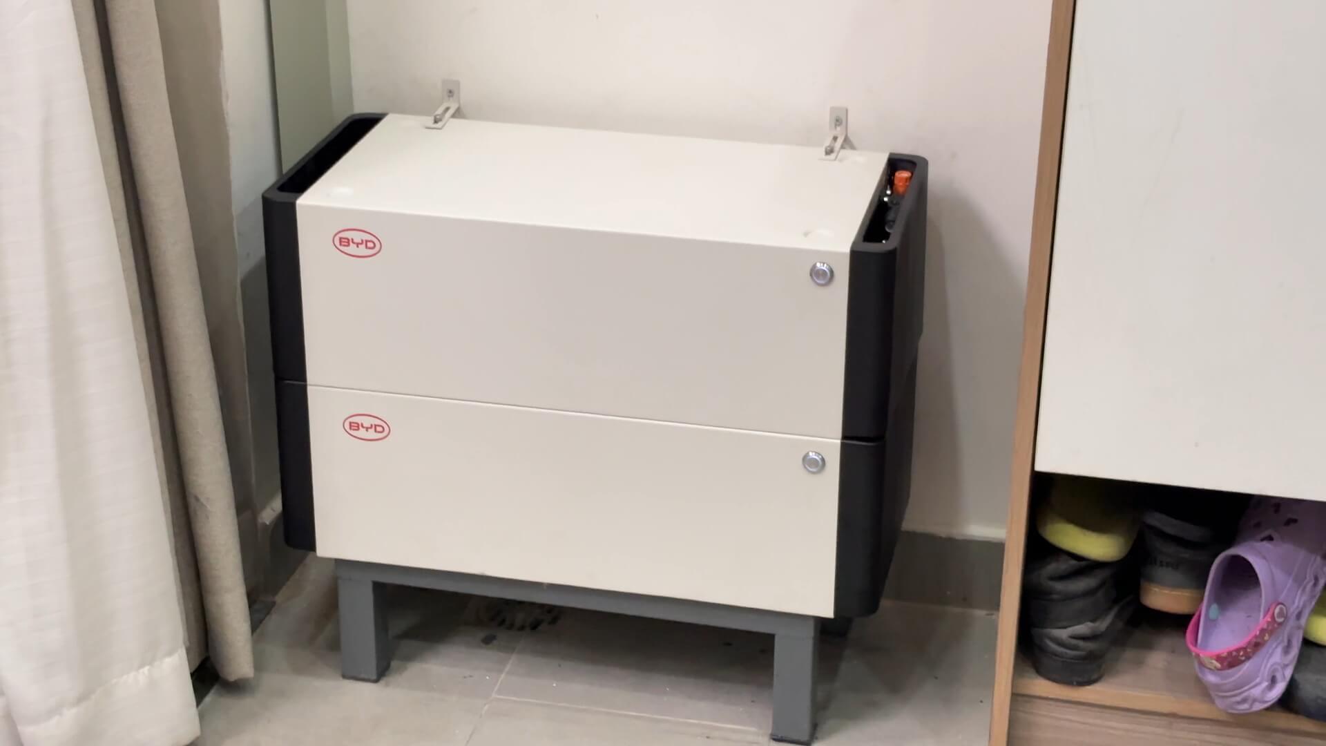 Chi Phí Lắp Điện Mặt Trời 7kWp Có Lưu Trữ BYD 10kWh - Tấm Pin Panasonic 620Wp Tại TP.HCM 3 viet nam solar dien mat troi binh thanh 7 luu byd 10 tam pin mat troi panasonic 4