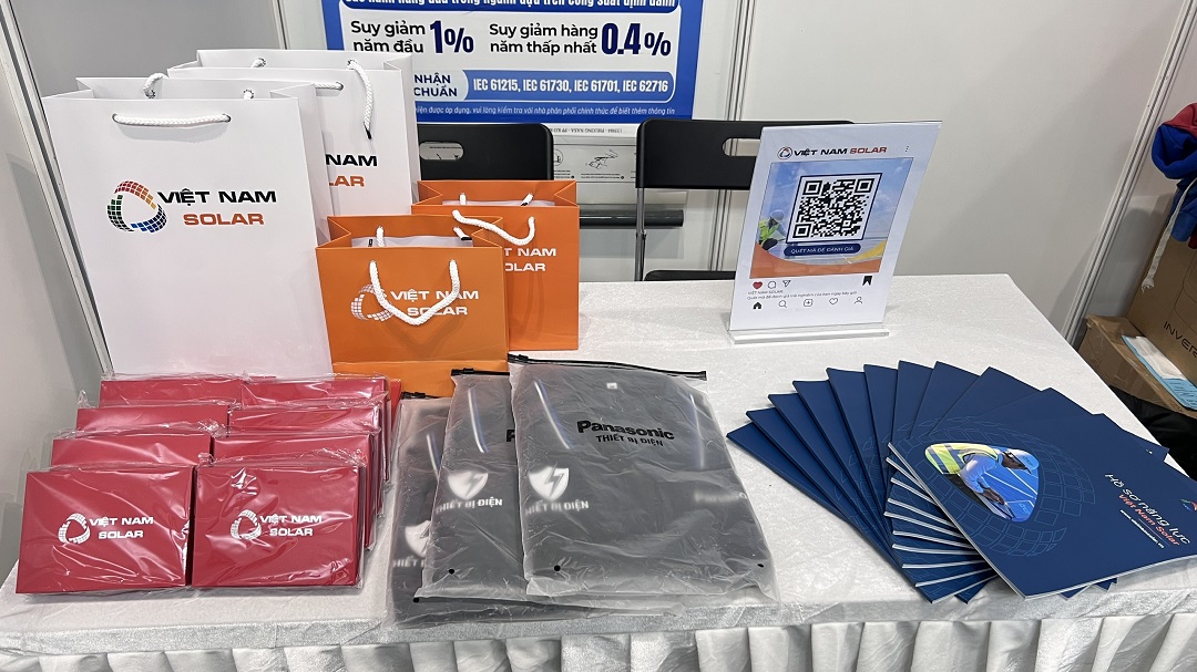 Việt Nam Solar đồng hành cùng VINAMAC EXPO 2025: Giải pháp năng lượng xanh cho doanh nghiệp và hộ gia đình 8 z7280115915490 f36838b9b7f067fcc361c2ed36d5ba8b